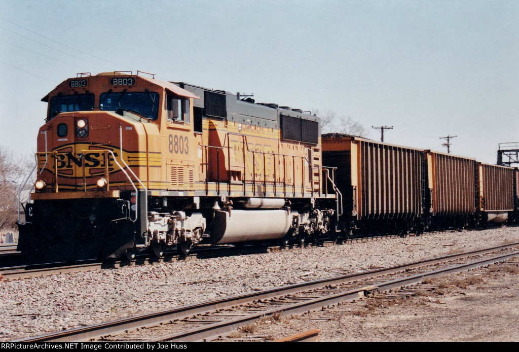 BNSF 8803 Nort